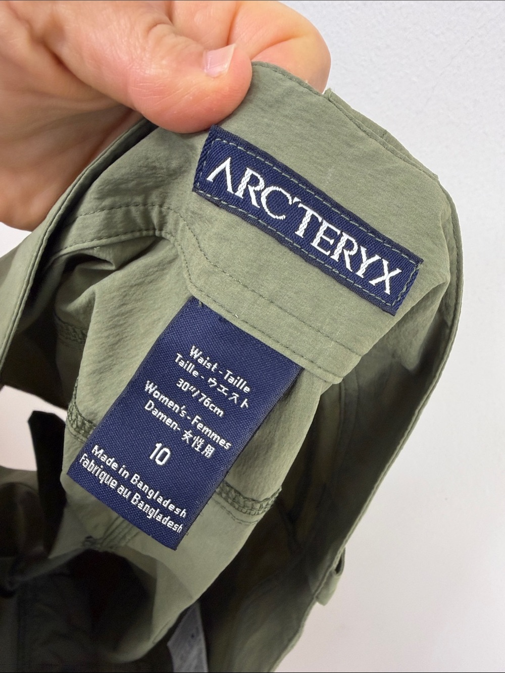 New Arcteryx Parapet Shorts Womens 10 Cargo Green Hiking Outdoors Camping - Picture 10 of 16